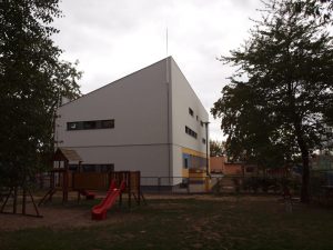 nástavba z ocelové konstrukce