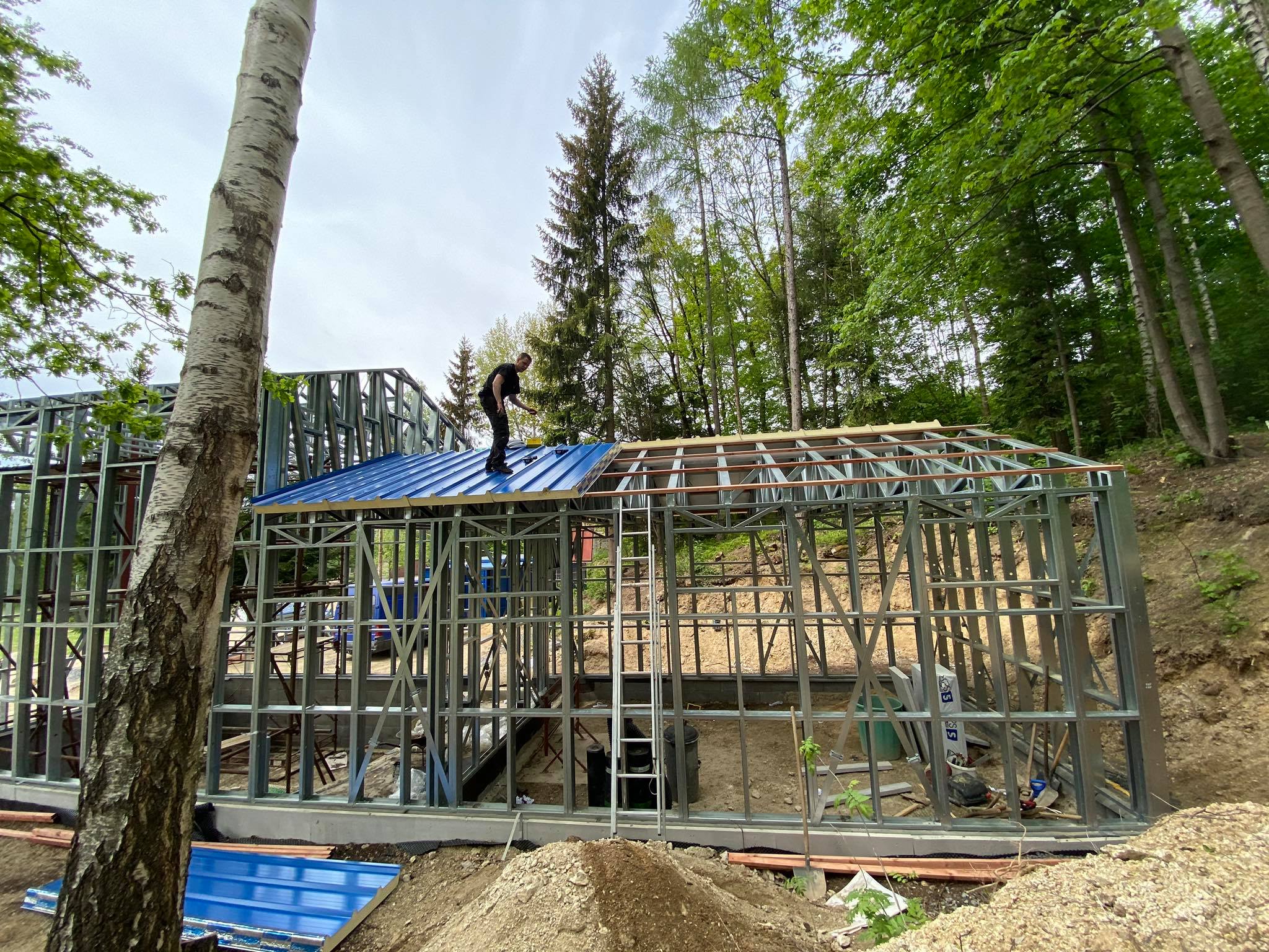 konstrukce haly
